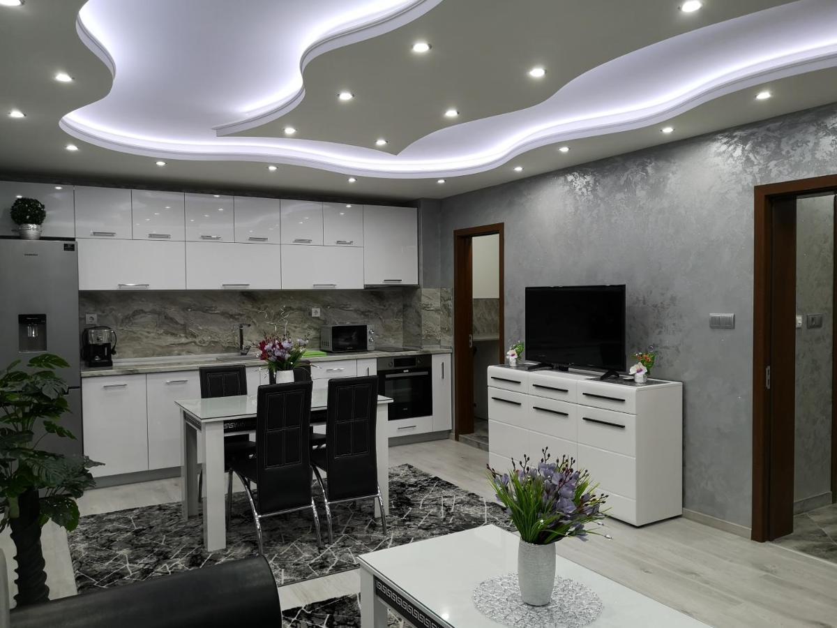 City Apartments - A Brand New Luxury & Comfy 2 Асеновград Экстерьер фото