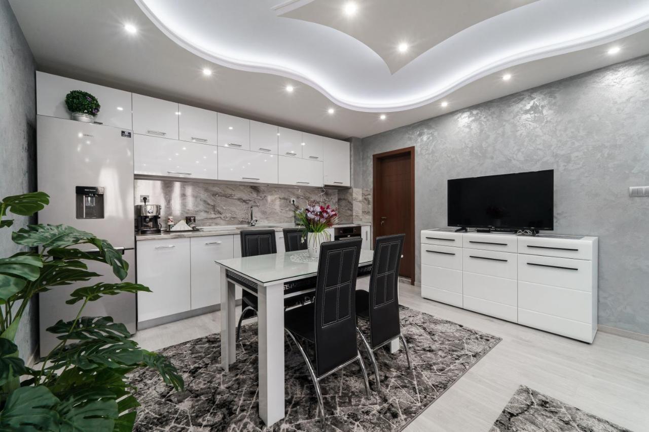 City Apartments - A Brand New Luxury & Comfy 2 Асеновград Экстерьер фото